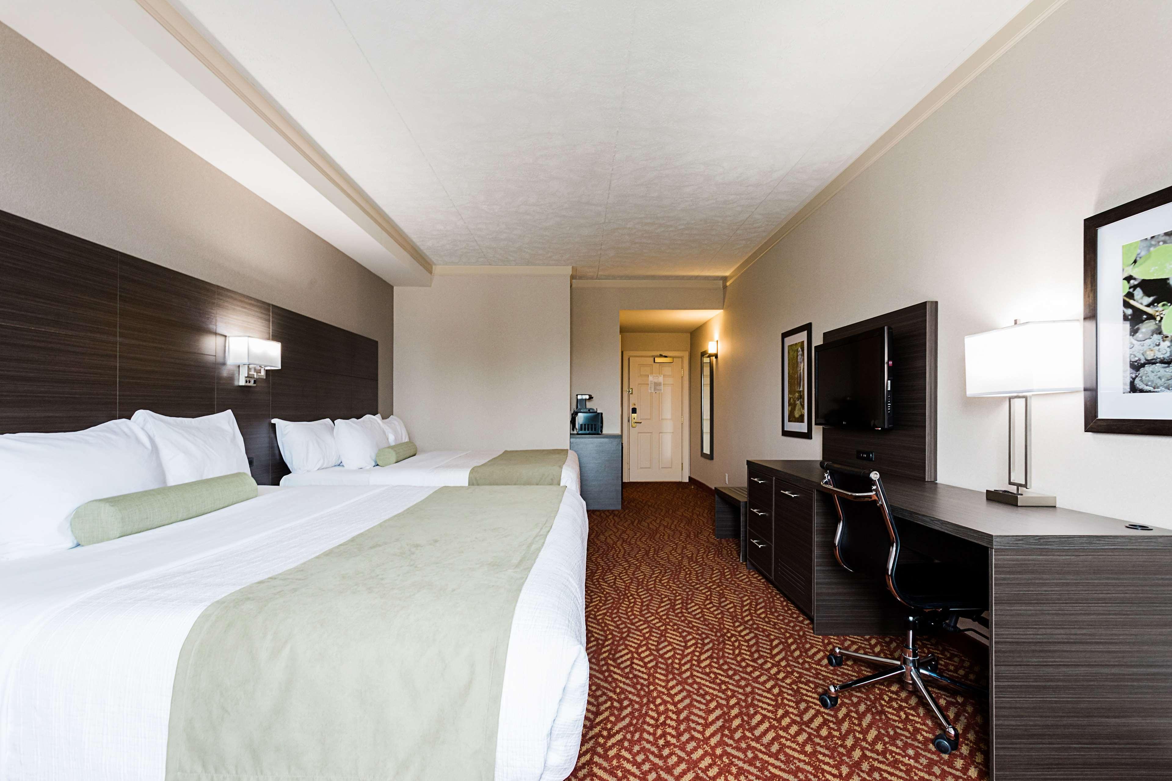 Inn Western On The Bay Owen Sound