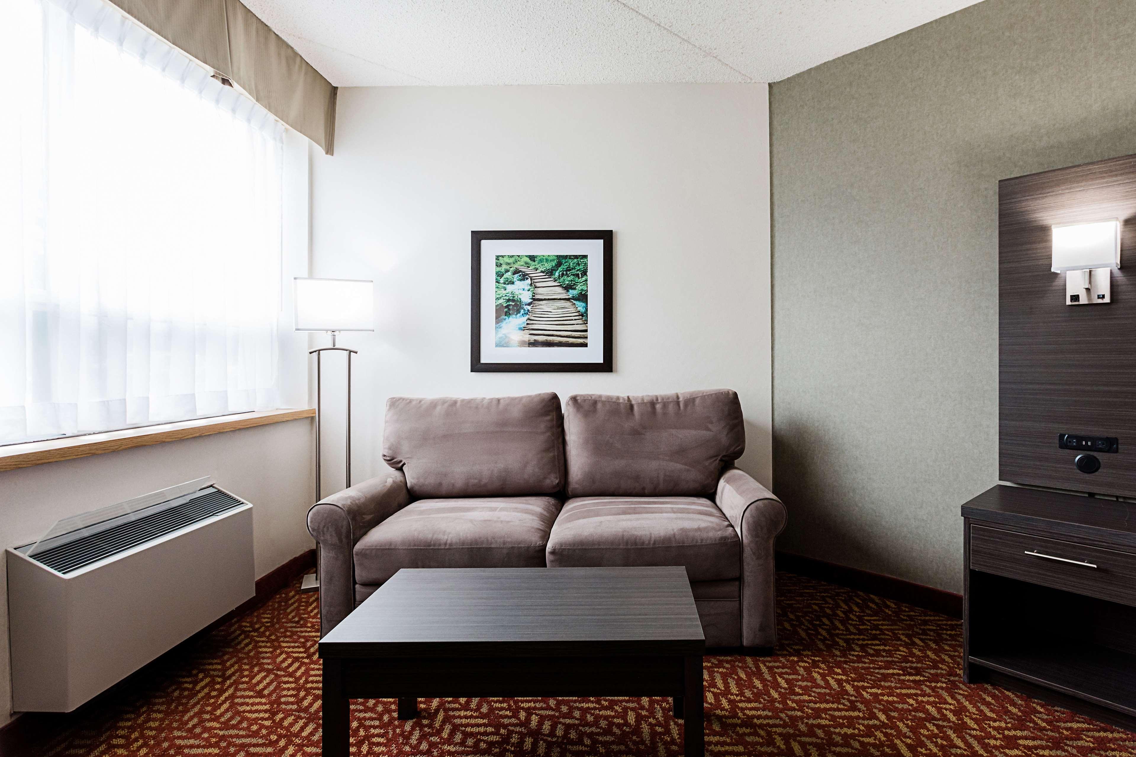 Inn Western On The Bay Owen Sound