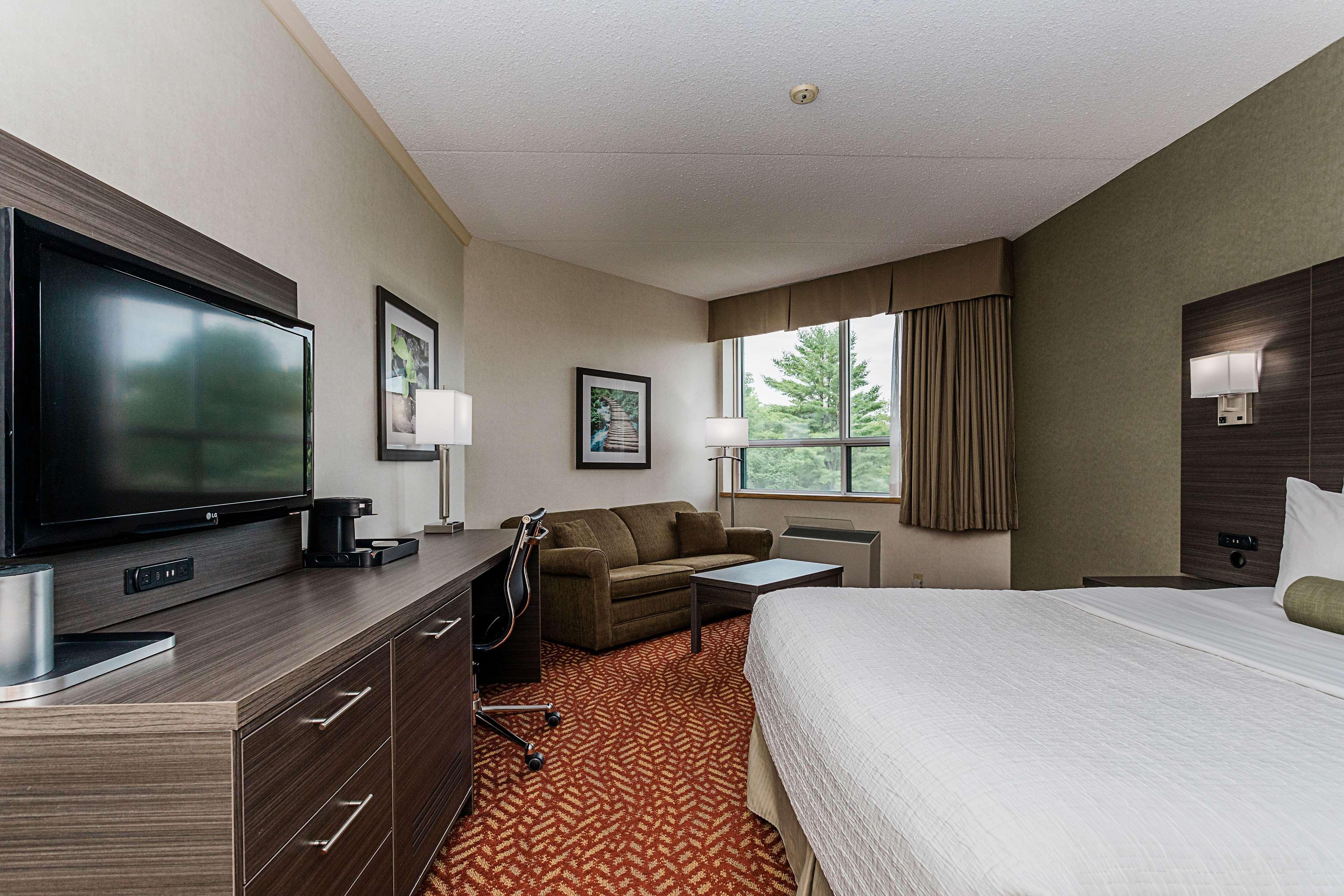 Western On The Bay 3* Owen Sound